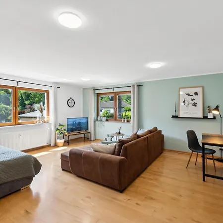 Stern12 Sirius Kueche Wlan Arbeitsplatz Parken * Hetzerath