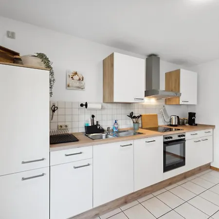 Stern12 Sirius Kueche Wlan Arbeitsplatz Parken